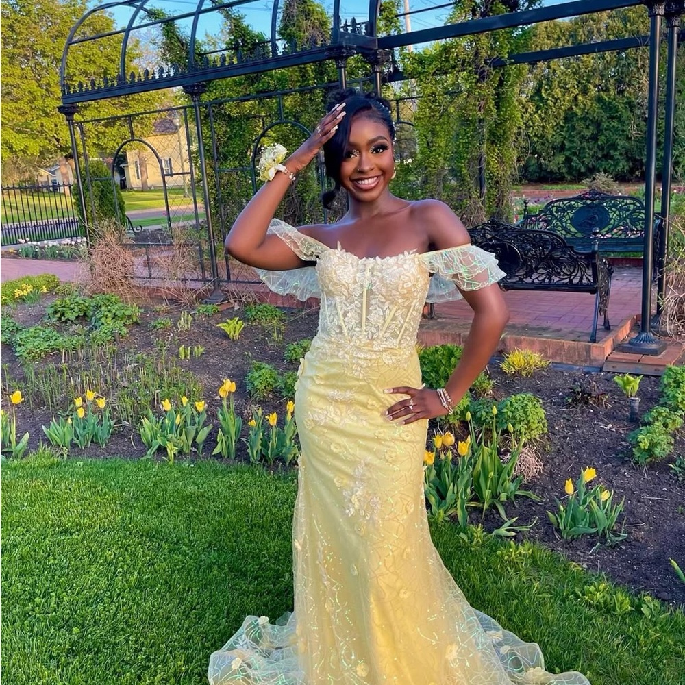 Yellow prom dress